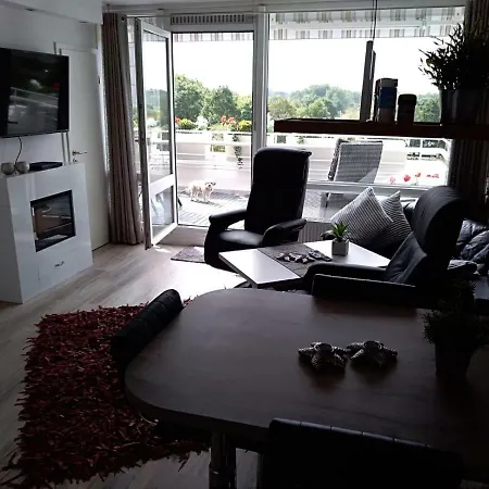 Kiel - Kasing Inkl Wlan Bezogene Betten Und Handtuecher Schilksee